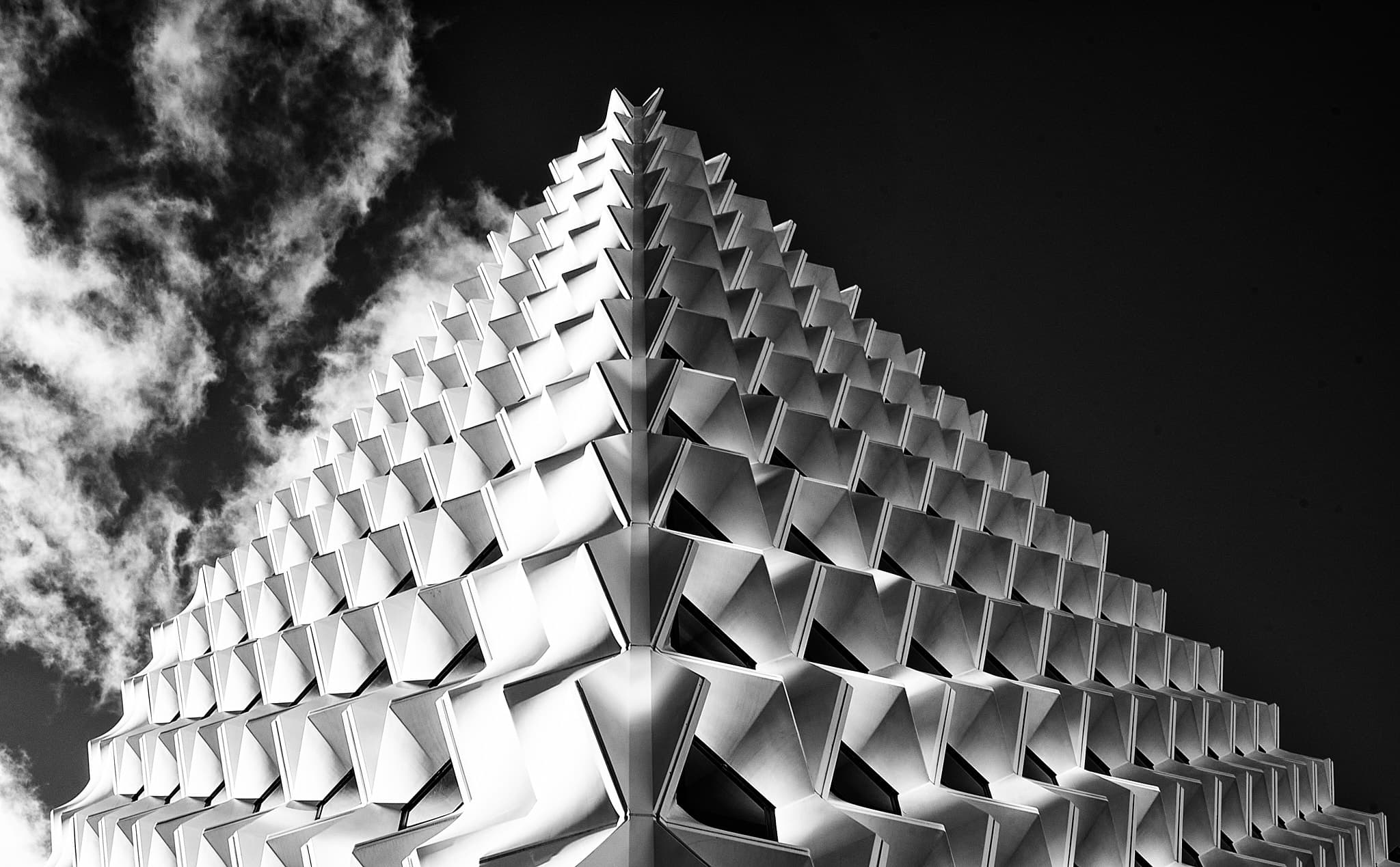 La Pirámide de Madrid - José María Lamo de Espinosa